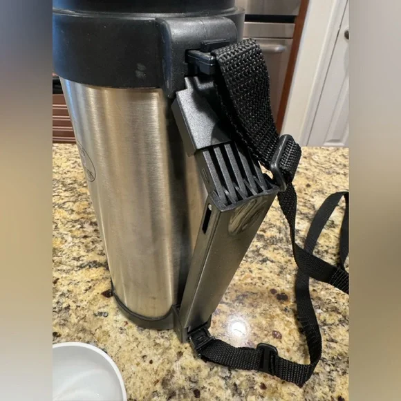 Bass Pro Shop Thermos - Picture 2 of 6